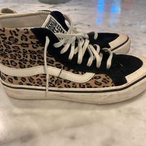Vans hightops - woman’s 7